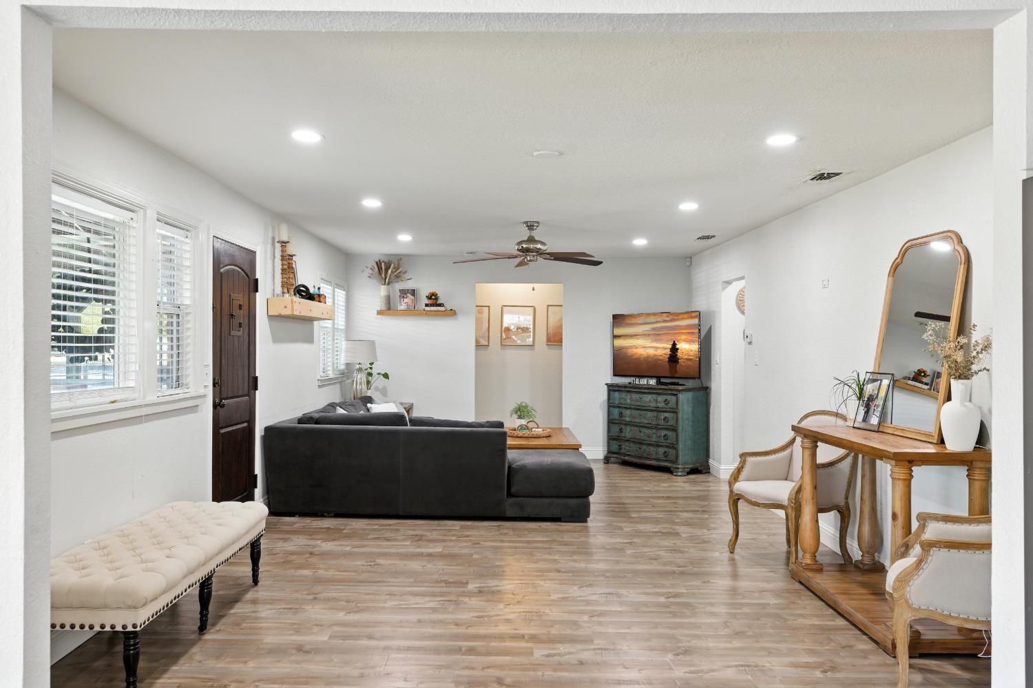 Fair Oaks, California, 95628, United States, 3 Bedrooms Bedrooms, ,2 BathroomsBathrooms,Residential,For Sale,1891420