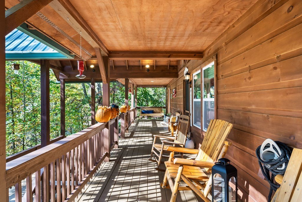 Blairsville, Georgia, 30512, United States, 3 Bedrooms Bedrooms, ,3 BathroomsBathrooms,Residential,For Sale,1979899