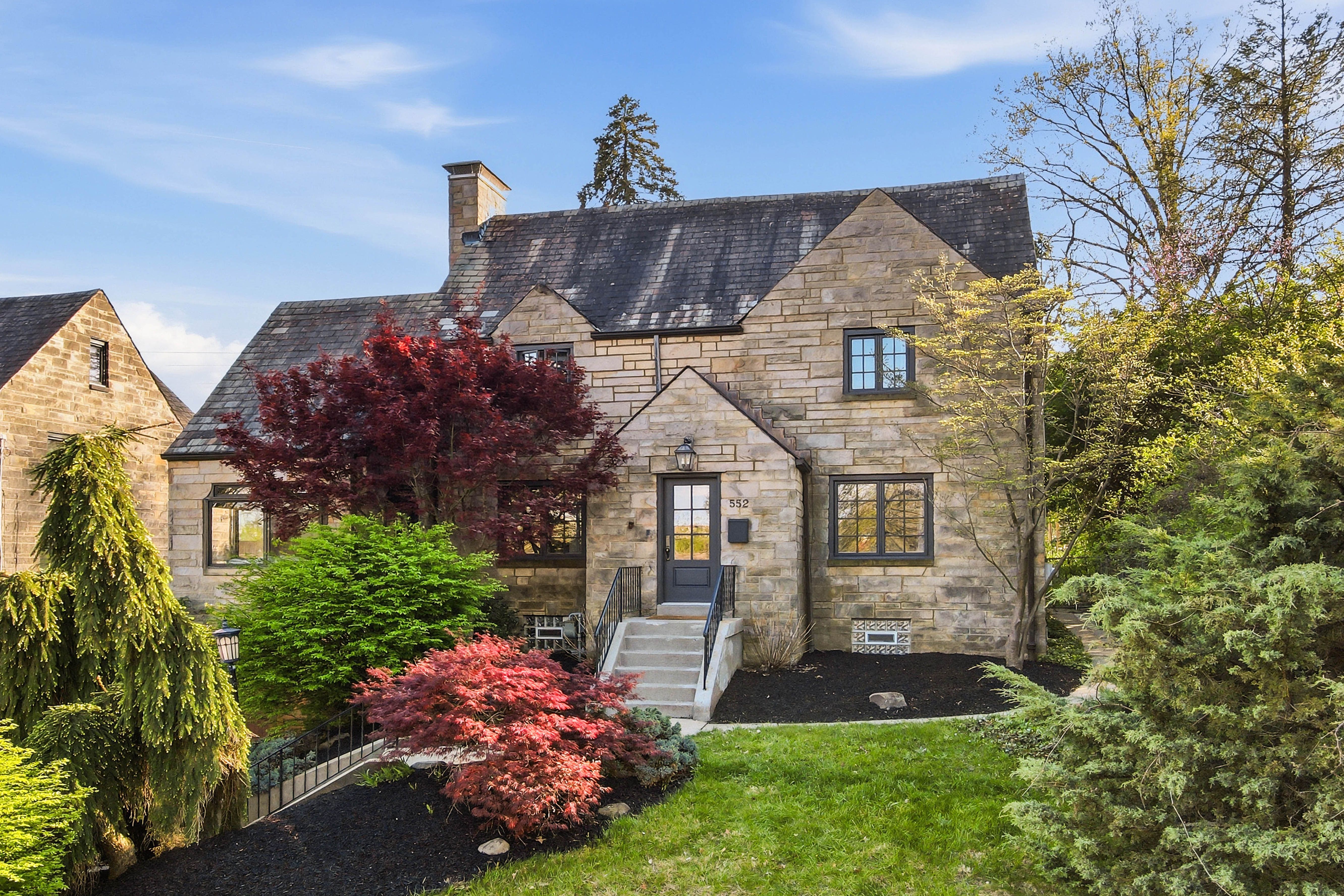  552 Greenhurst Dr, Pittsburgh, PA 15243 - 物件實景