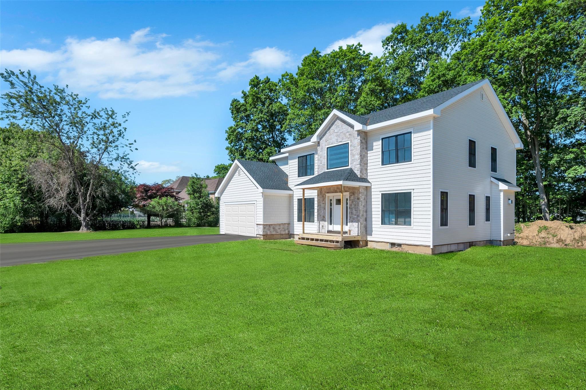 84 W James Hawkins Road, Moriches, New York, 11955, United States, 4 Bedrooms Bedrooms, ,3 BathroomsBathrooms,Residential,For Sale,84 W James Hawkins Road,1675035