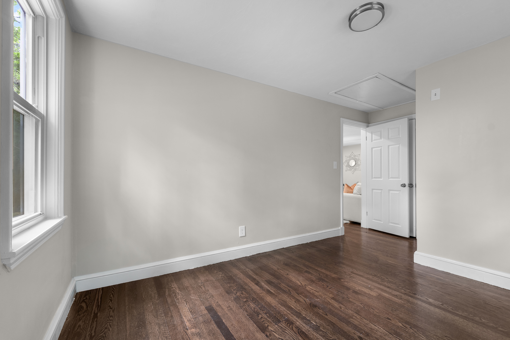  21 Elizabeth Street, Stoughton, MA, 02072 - 物件實景
