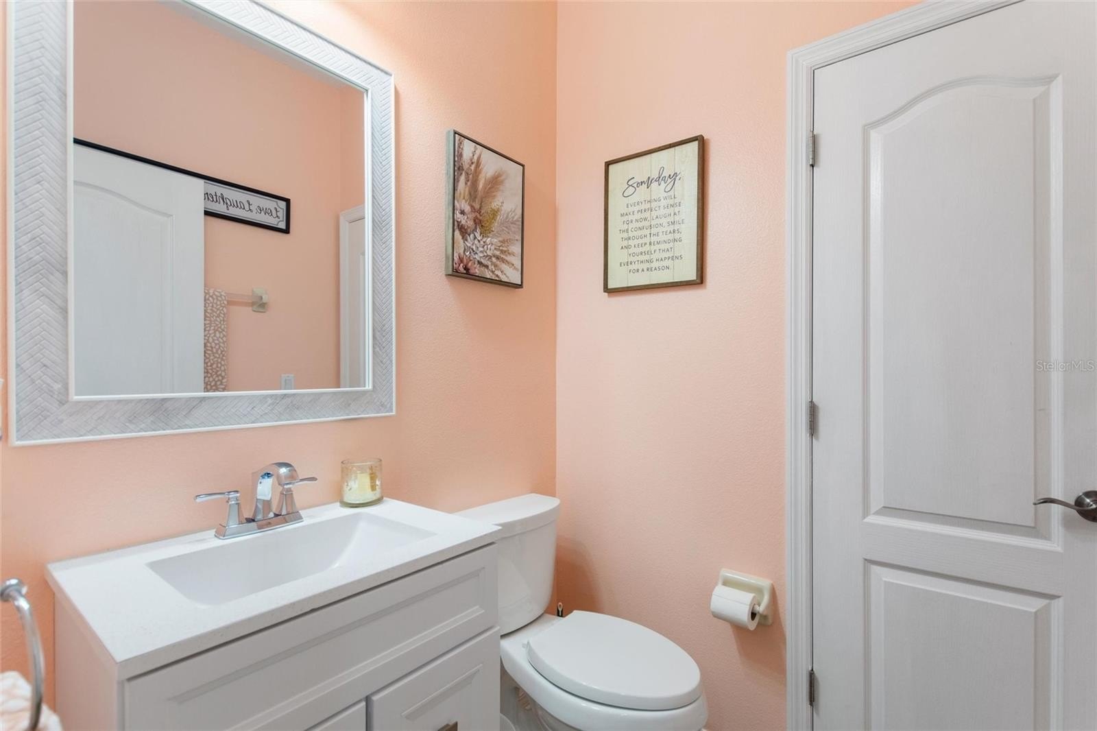 AUBURNDALE, Florida, 33823, United States, 5 Bedrooms Bedrooms, ,5 BathroomsBathrooms,Residential,For Sale,1986097