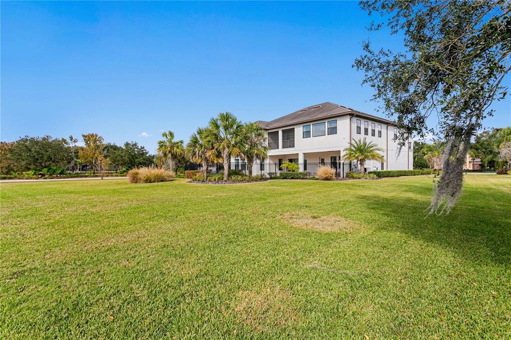 Lutz, Florida, 33559, United States, 5 Bedrooms Bedrooms, ,5 BathroomsBathrooms,Residential,For Sale,2002912