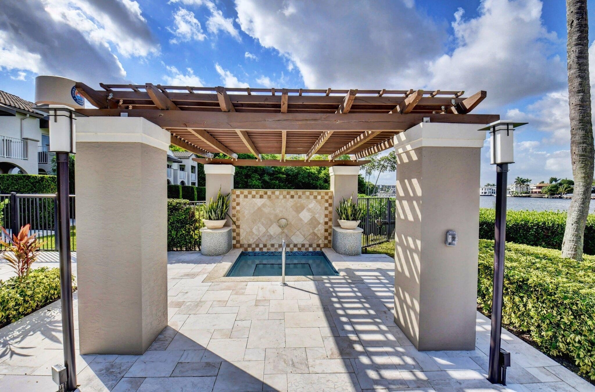 Highland Beach, Florida, 33487, United States, 2 Bedrooms Bedrooms, ,2 BathroomsBathrooms,Residential,For Sale,1921723