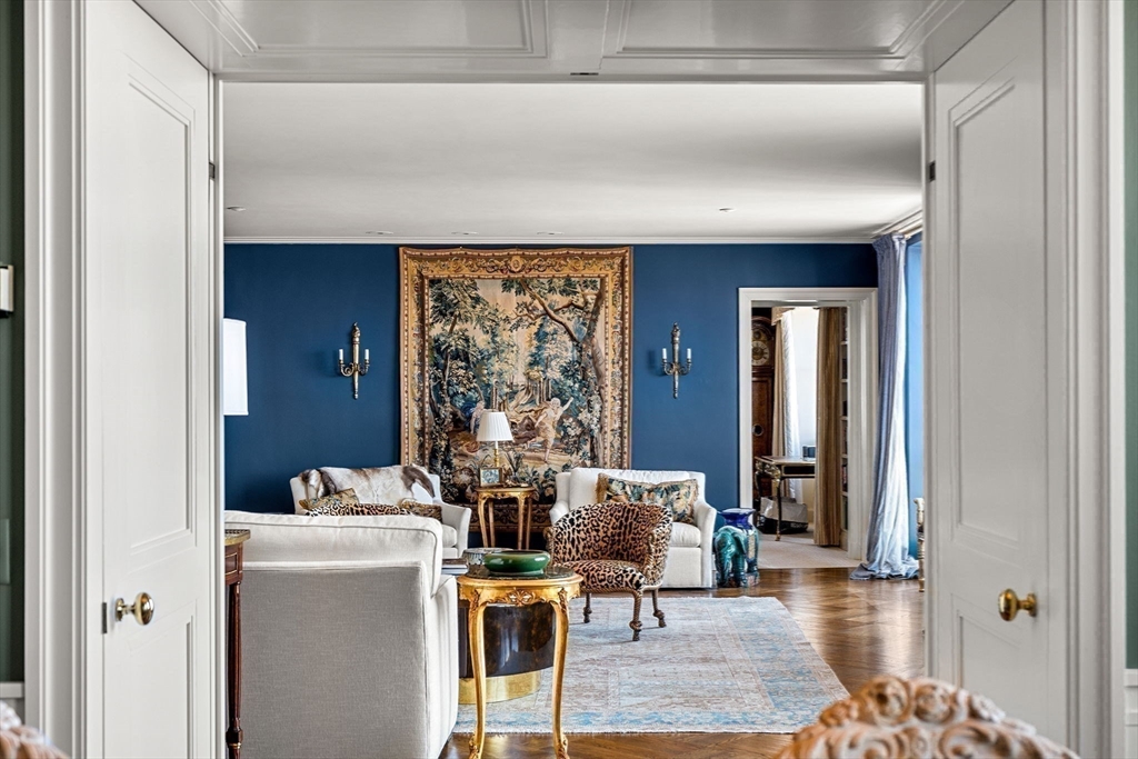 Boston, Massachusetts, 02116, United States, 3 Bedrooms Bedrooms, ,3 BathroomsBathrooms,Residential,For Sale,1850215