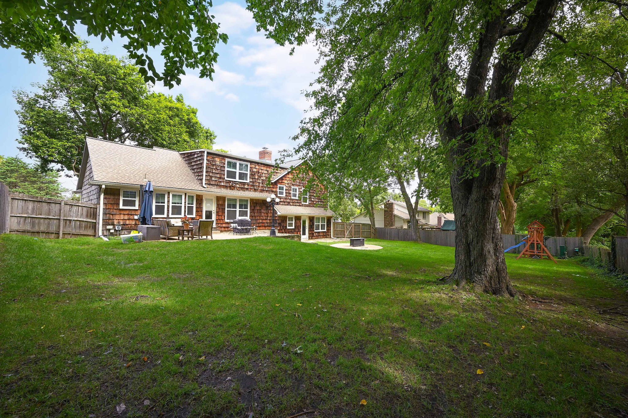  5421 West 96th Terrace, Overland Park, KS 66207 - 物件實景