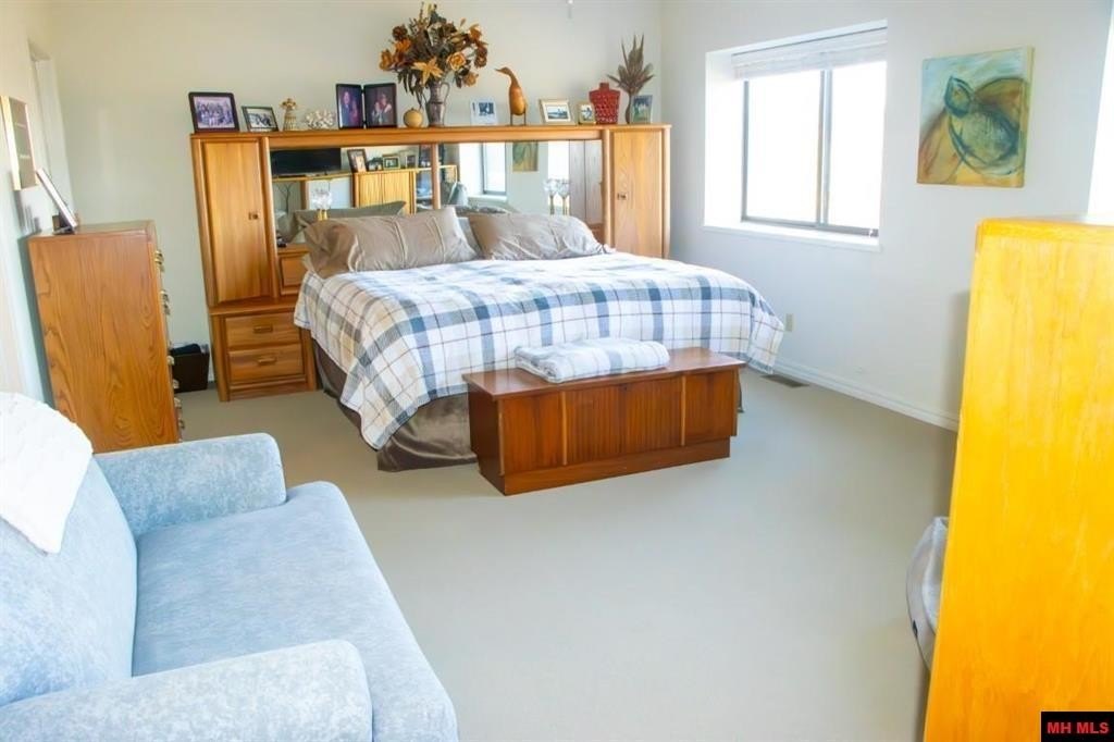 Mountain Home, Arkansas, 72653, United States, 1 Bedroom Bedrooms, ,1 BathroomBathrooms,Residential,For Sale,1974549