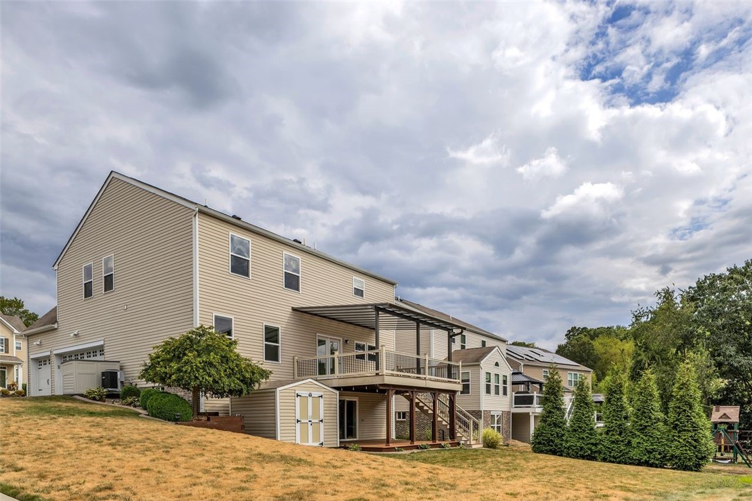 Jackson Twp, Pennsylvania, 16063, United States, 5 Bedrooms Bedrooms, ,4 BathroomsBathrooms,Residential,For Sale,1933406