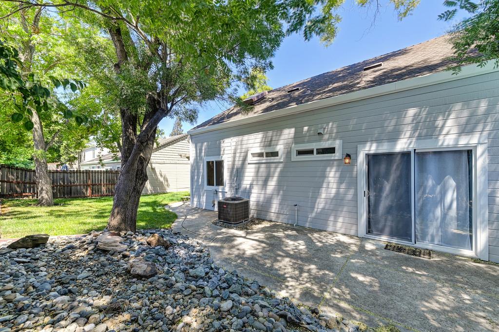 Roseville, California, 95747, United States, 3 Bedrooms Bedrooms, ,2 BathroomsBathrooms,Residential,For Sale,1907474