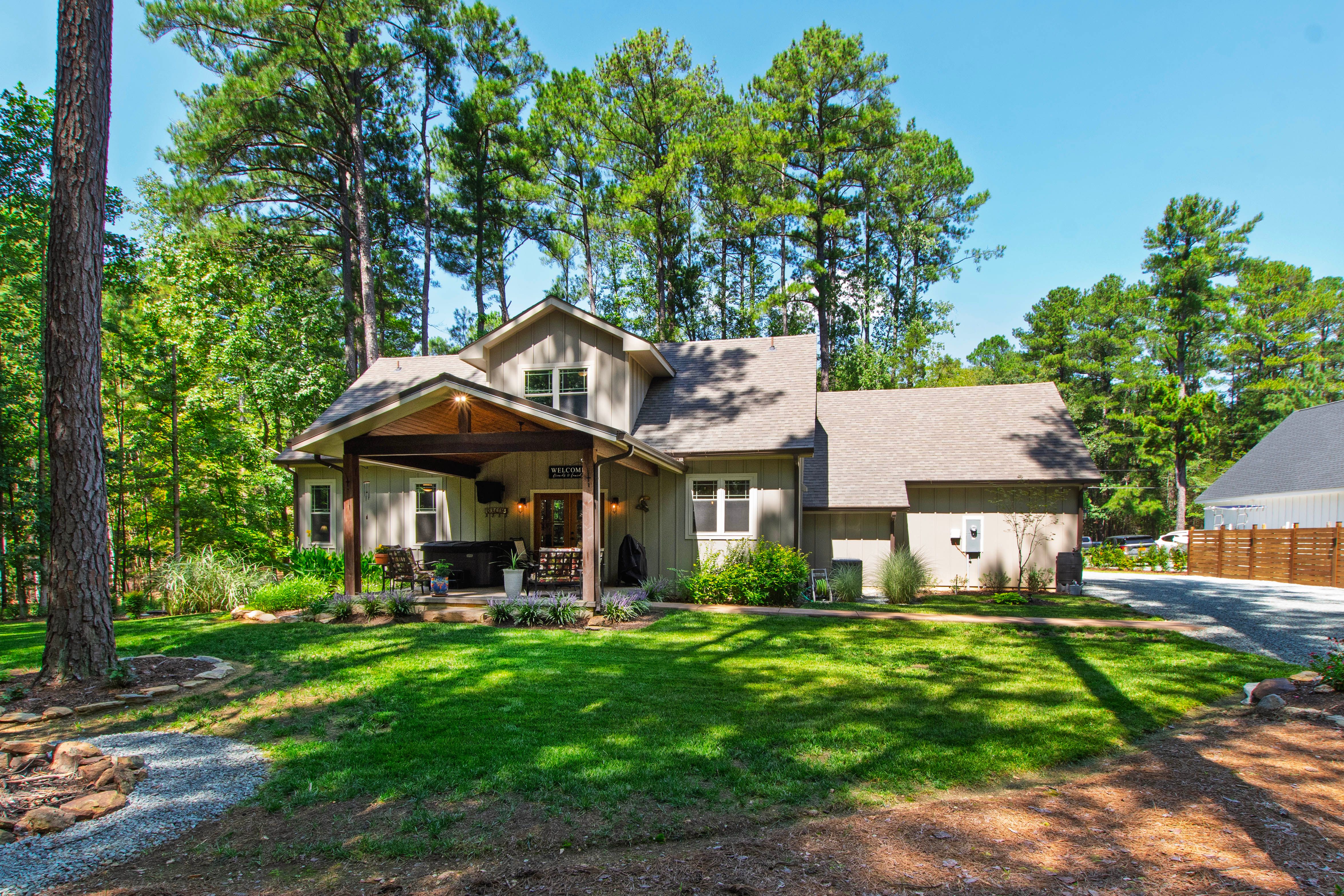  2560 New Hope Drive, Chapel Hill, NC 27514 - 物件實景