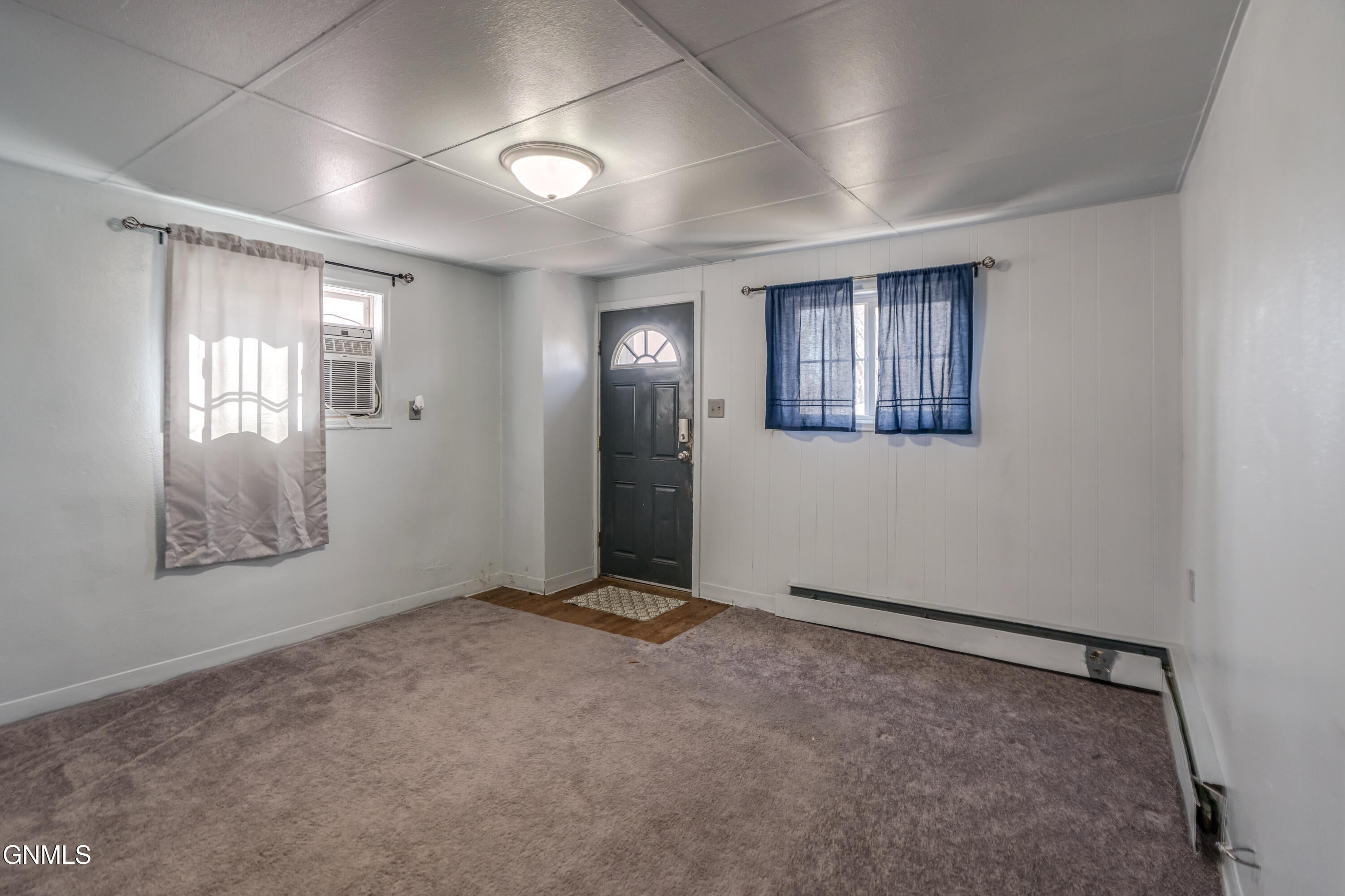10th St, Bismarck, ND 58504 #1
