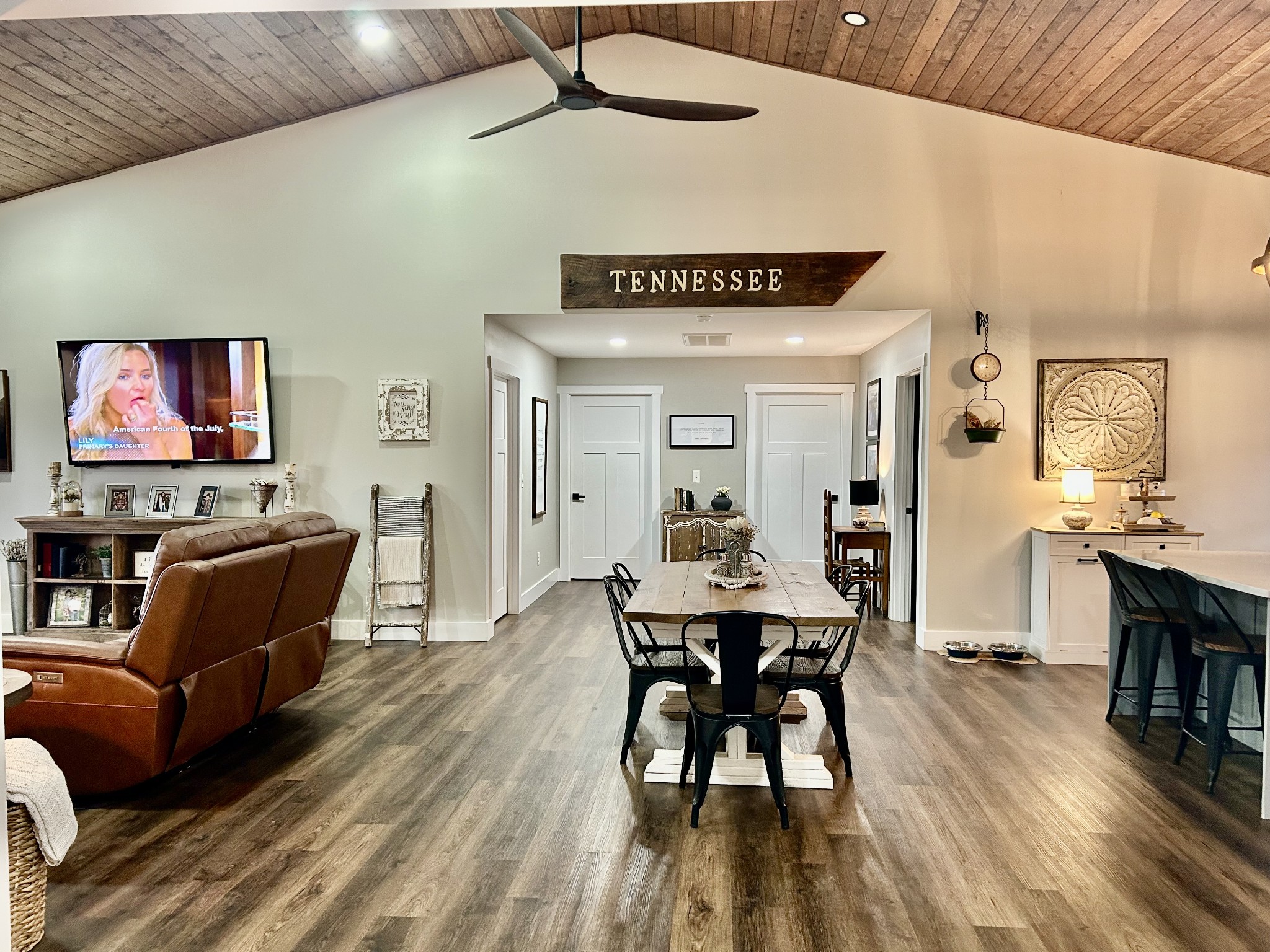 Manchester, Tennessee, 37355, United States, 4 Bedrooms Bedrooms, ,3 BathroomsBathrooms,Residential,For Sale,2015723