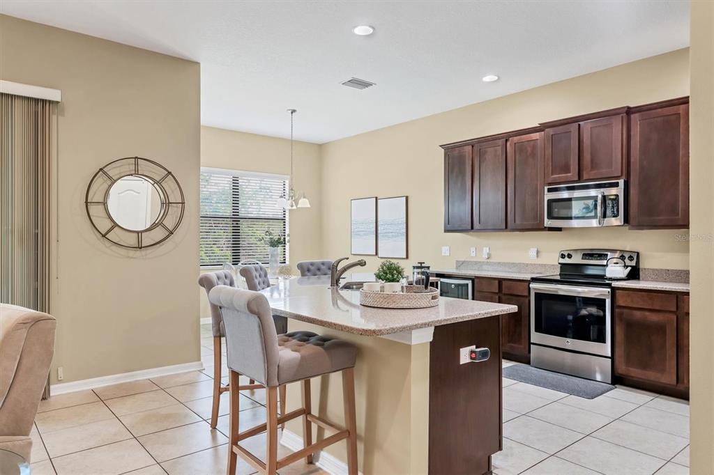 Palmetto, Florida, 34221, United States, 4 Bedrooms Bedrooms, ,3 BathroomsBathrooms,Residential,For Sale,1700640