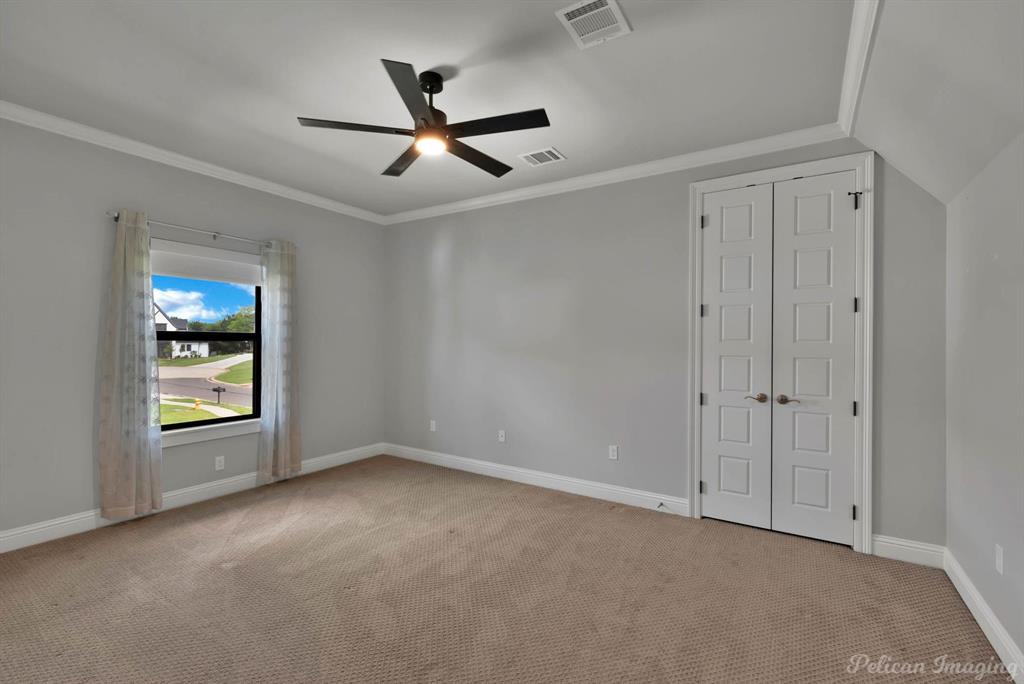Shreveport, Louisiana, 71106, United States, 4 Bedrooms Bedrooms, ,4 BathroomsBathrooms,Residential,For Sale,1751333