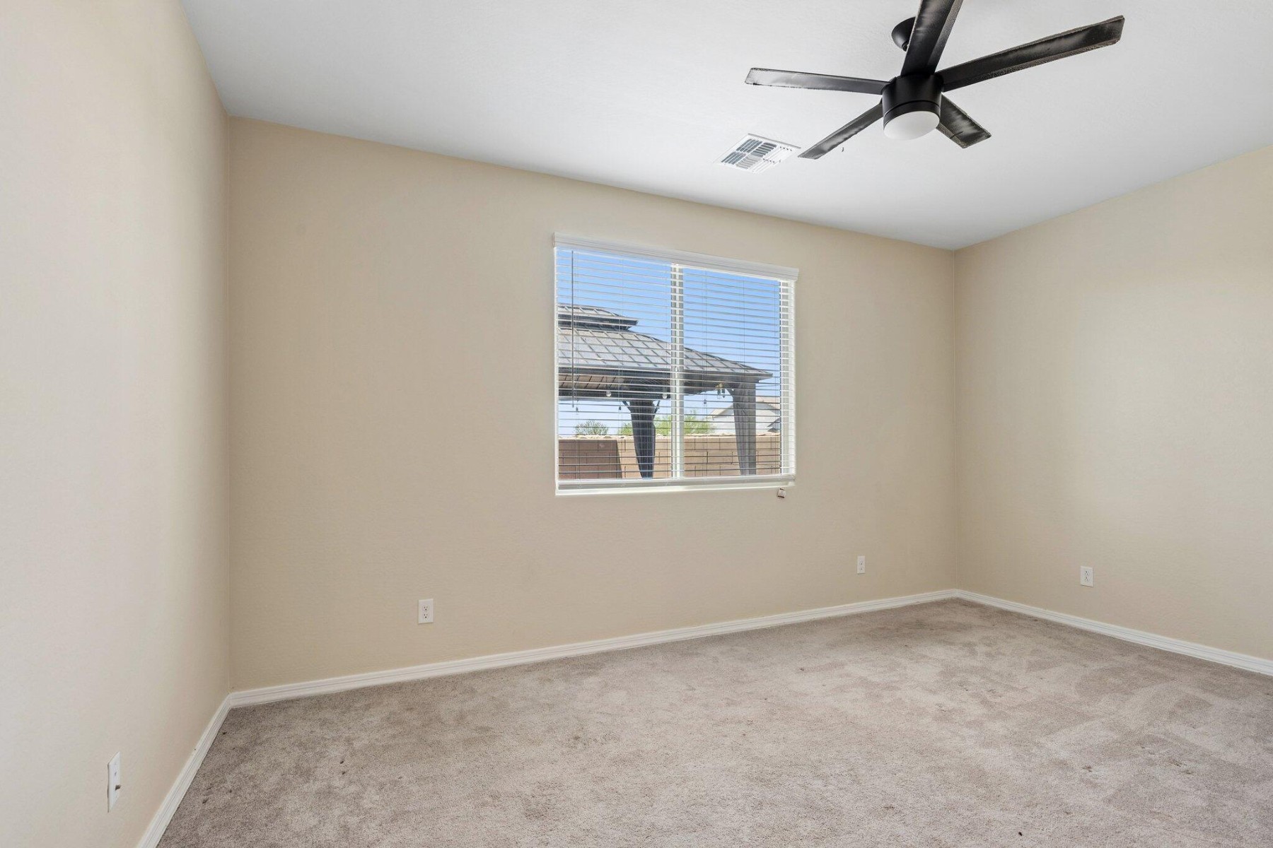  25572 N 142nd Lane  Surprise, AZ - 物件實景