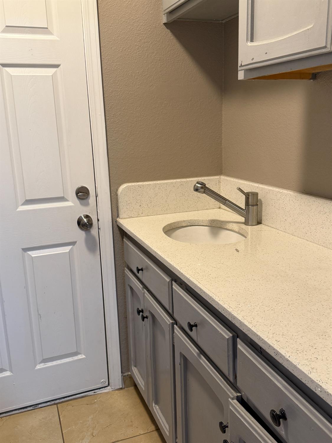Los Banos, California, 93635, United States, 4 Bedrooms Bedrooms, ,3 BathroomsBathrooms,Residential,For Sale,1921420
