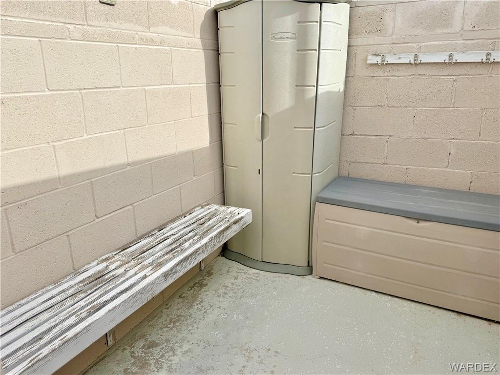 Kingman, Arizona, 86401, United States, 4 Bedrooms Bedrooms, ,2 BathroomsBathrooms,Residential,For Sale,2013264