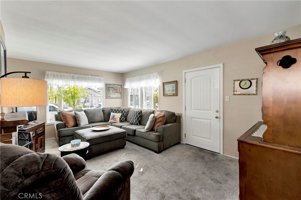 Seal Beach, California, 90740, United States, 4 Bedrooms Bedrooms, ,2 BathroomsBathrooms,Residential,For Sale,2001777