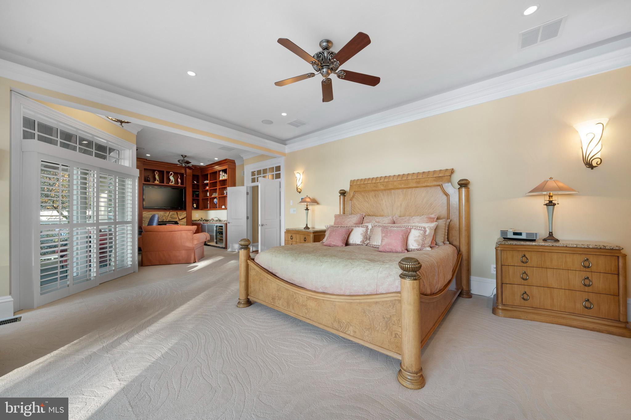 Lusby, Maryland, 20657, United States, 4 Bedrooms Bedrooms, ,6 BathroomsBathrooms,Residential,For Sale,1990435