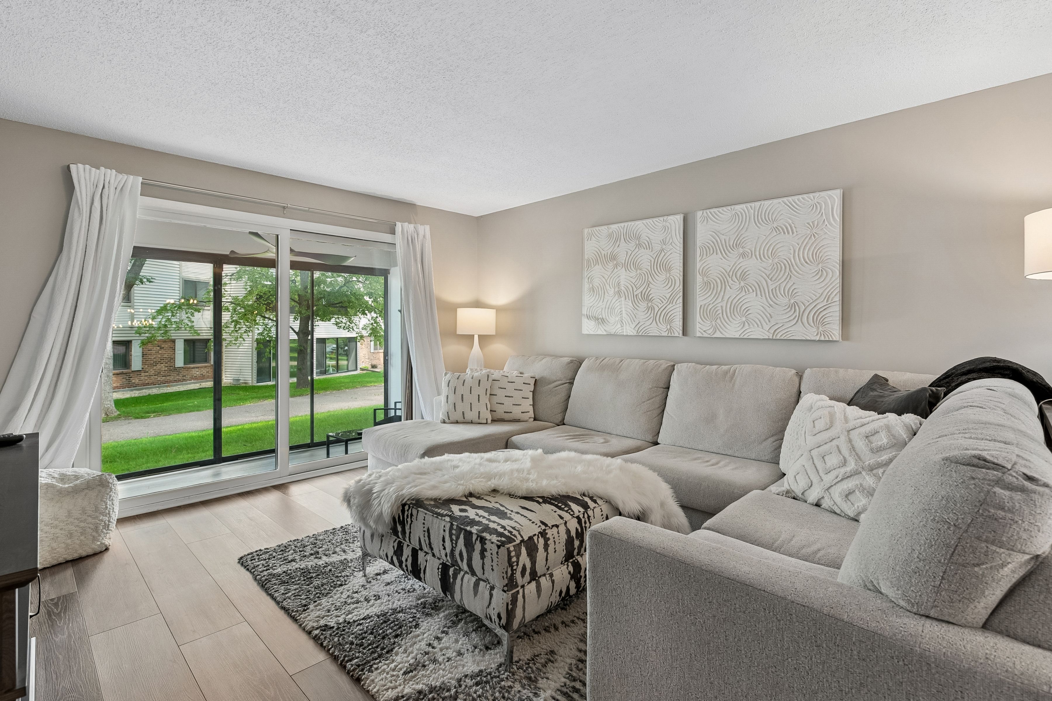  Ground Floor Condo with Peaceful Views and Exceptional Amenities - 物件實景