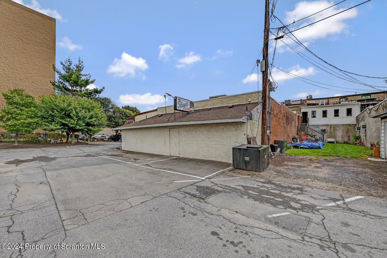 Olyphant, Pennsylvania, 18447, United States, ,Residential,For Sale,1996736