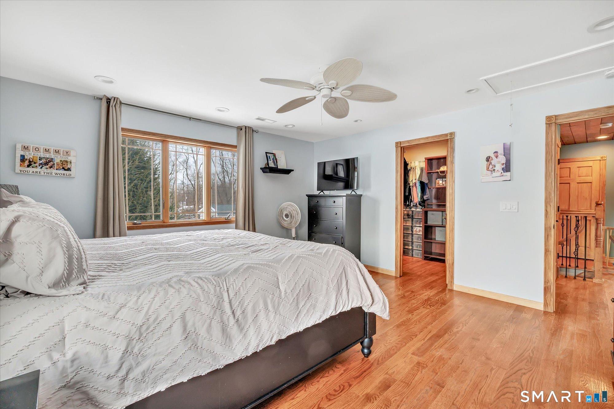 Milford, Connecticut, 06461, United States, 3 Bedrooms Bedrooms, ,3 BathroomsBathrooms,Residential,For Sale,2012517