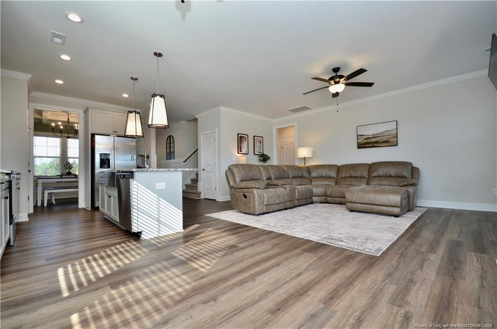 Spring Hope, North Carolina, 28390, United States, 5 Bedrooms Bedrooms, ,4 BathroomsBathrooms,Residential,For Sale,1993285