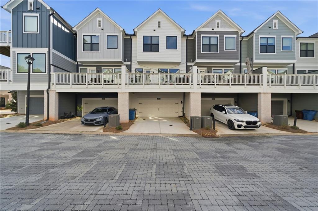 Alpharetta, Georgia, 30076, United States, 4 Bedrooms Bedrooms, ,4 BathroomsBathrooms,Residential,For Sale,2024627