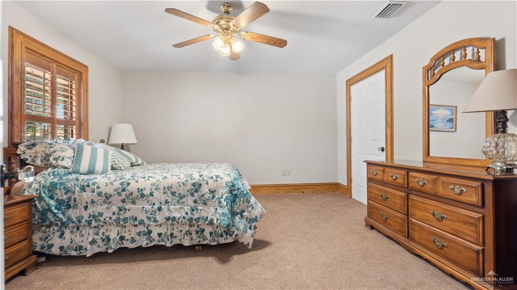 Edinburg, Texas, 78539, United States, 5 Bedrooms Bedrooms, ,5 BathroomsBathrooms,Residential,For Sale,2002025