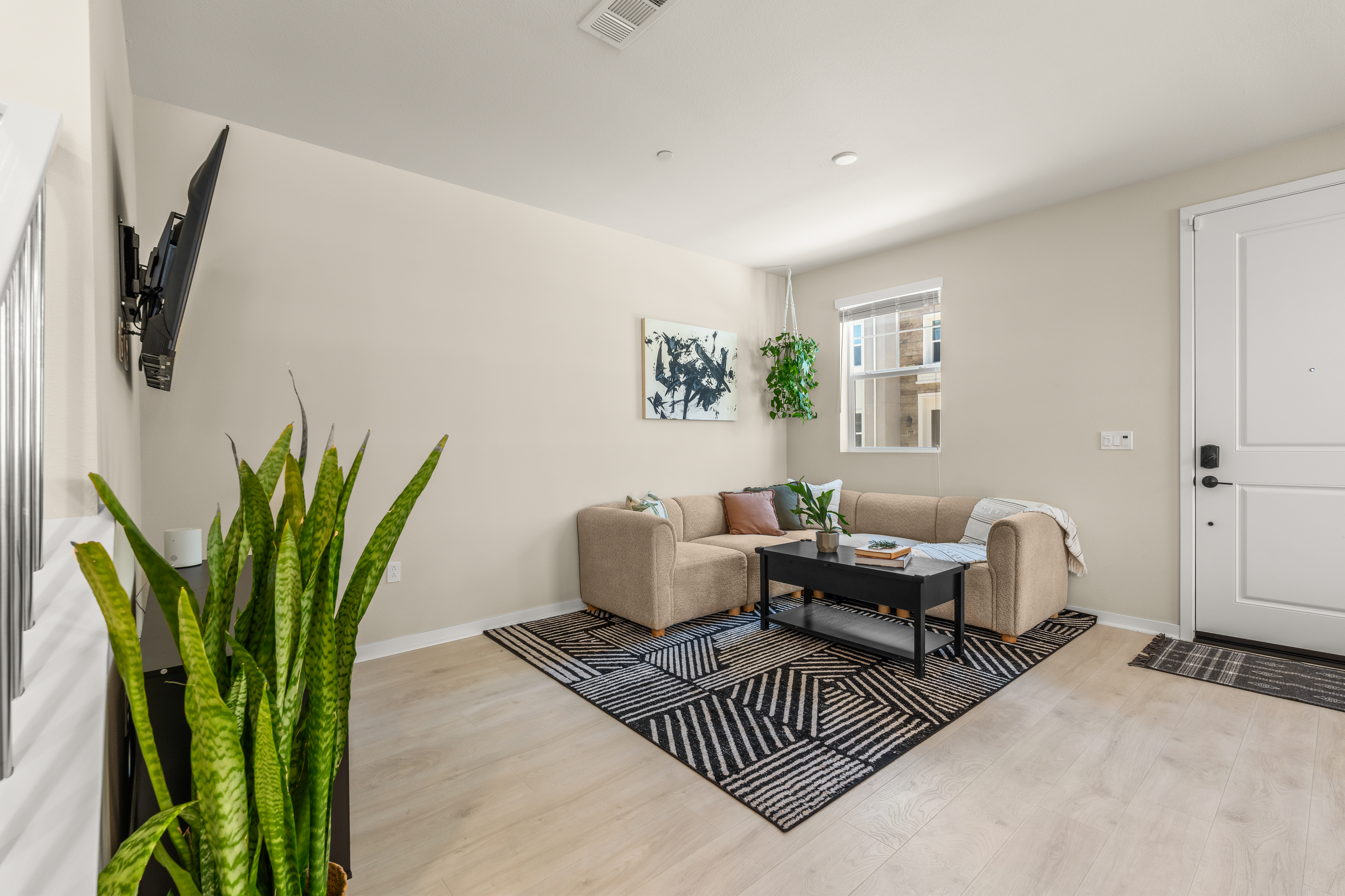  749 Winchester Drive, Oxnard, CA 93036 - 物件實景