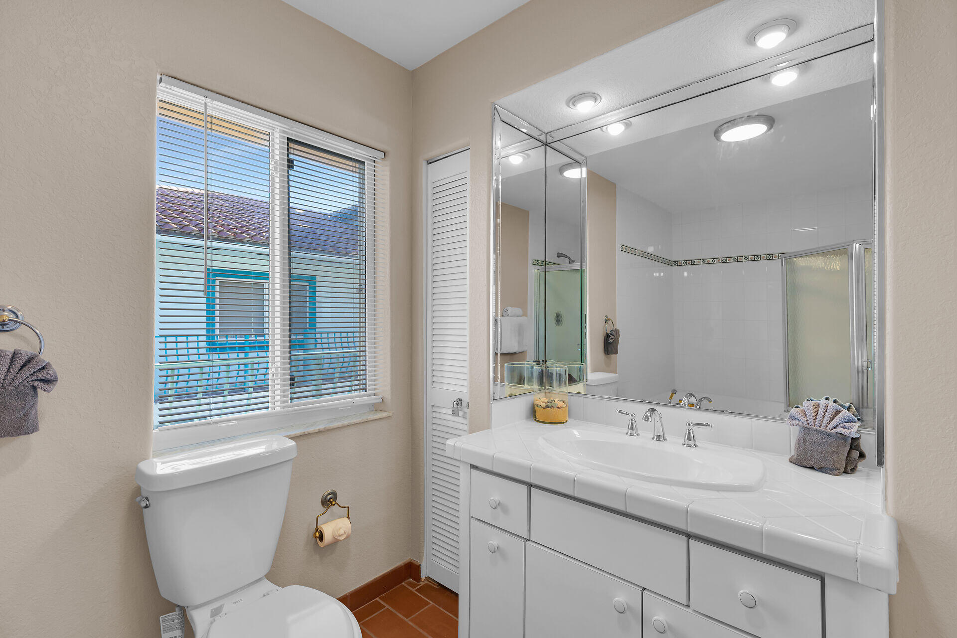 KEY COLONY, Florida, 33051, United States, 3 Bedrooms Bedrooms, ,4 BathroomsBathrooms,Residential,For Sale,1988012