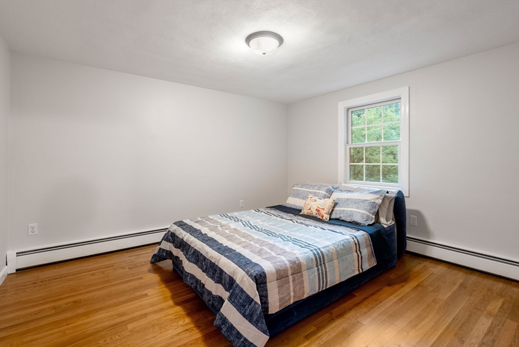 Shrewsbury, Massachusetts, 01545, United States, 4 Bedrooms Bedrooms, ,4 BathroomsBathrooms,Residential,For Sale,1768769