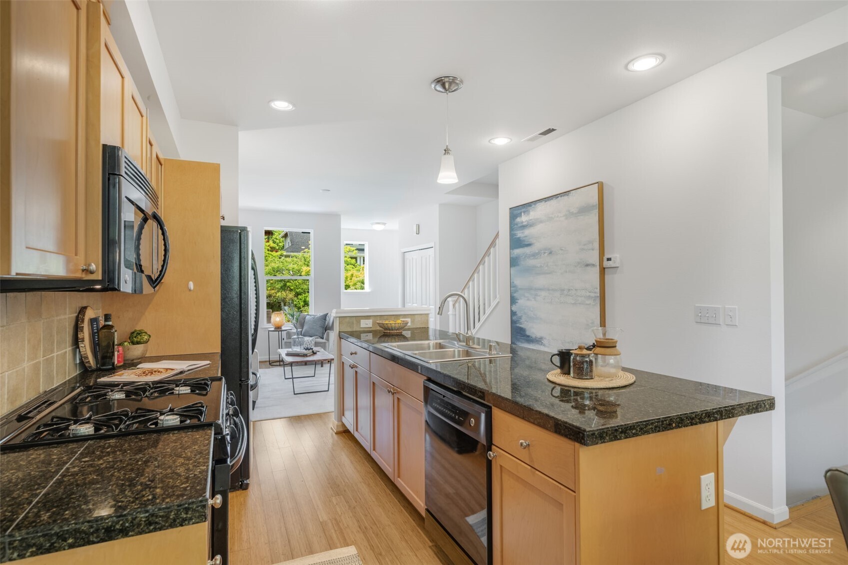 Seattle, Washington, 98108, United States, 3 Bedrooms Bedrooms, ,2 BathroomsBathrooms,Residential,For Sale,1862299