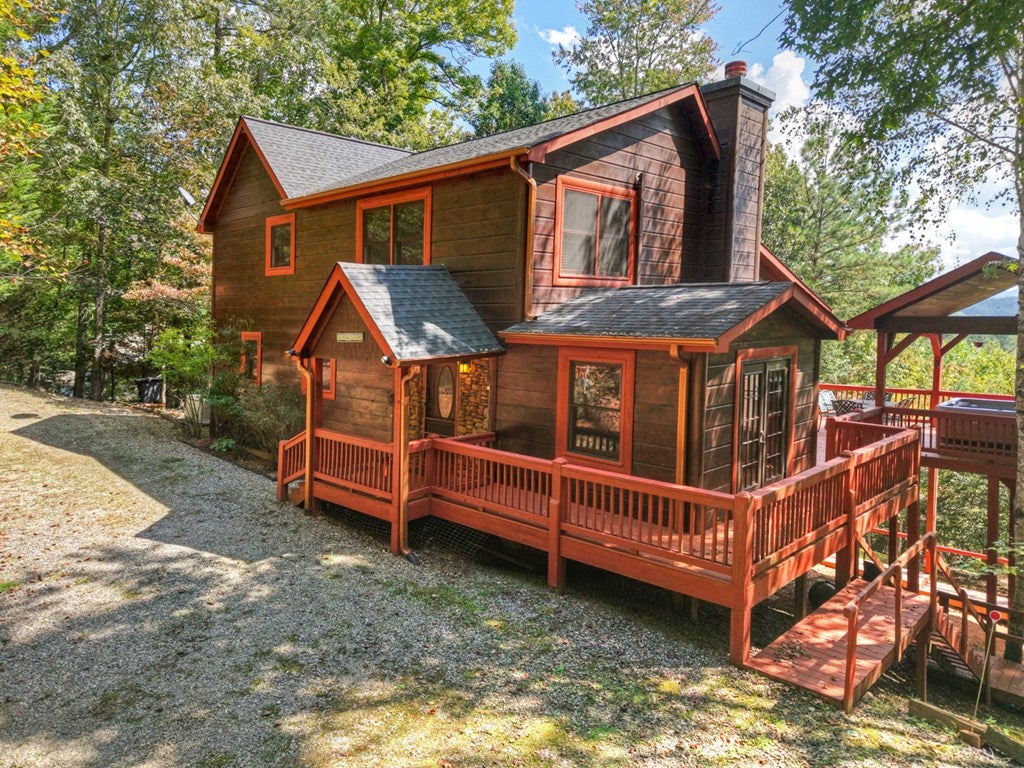 Blue Ridge, Georgia, 30513, United States, 3 Bedrooms Bedrooms, ,3 BathroomsBathrooms,Residential,For Sale,1965953