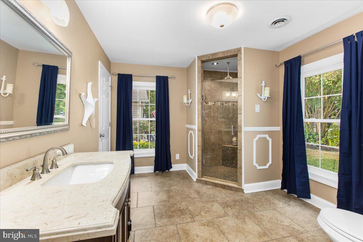 PASADENA, Maryland, 21122, United States, 4 Bedrooms Bedrooms, ,4 BathroomsBathrooms,Residential,For Sale,1979207