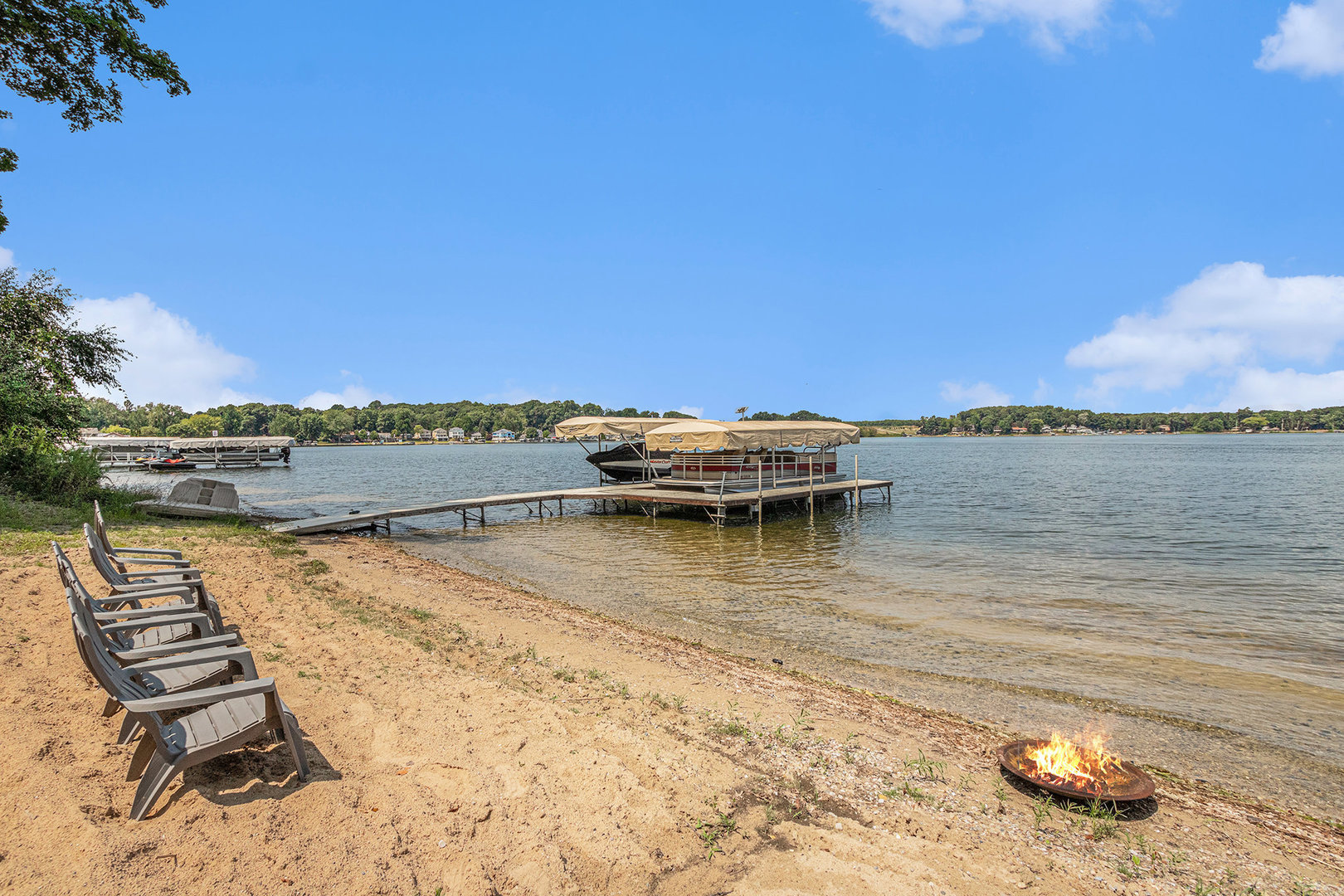 Dowagiac, Michigan, 49047, United States, 4 Bedrooms Bedrooms, ,5 BathroomsBathrooms,Residential,For Sale,1974252