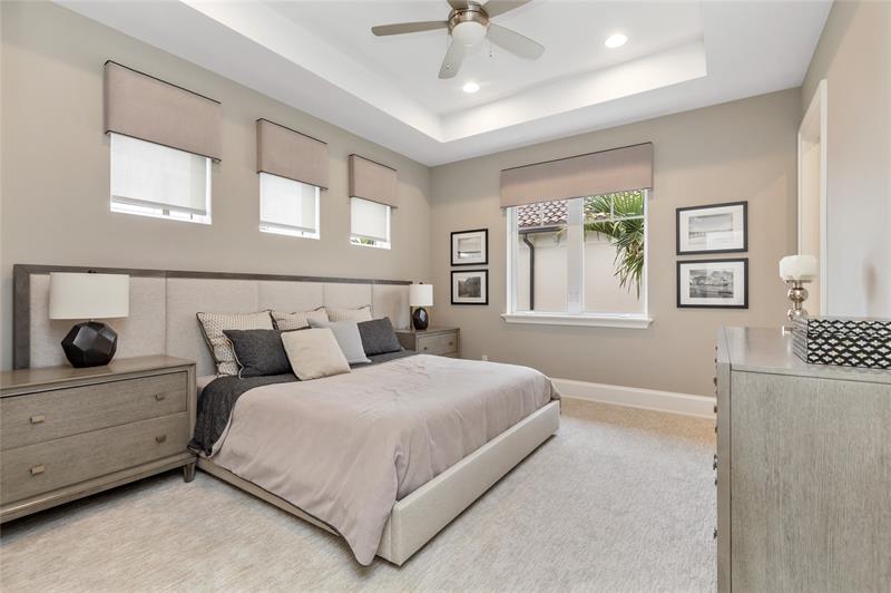 Lighthouse Point, Florida, 33064, United States, 7 Bedrooms Bedrooms, ,9 BathroomsBathrooms,Residential,For Sale,1949453