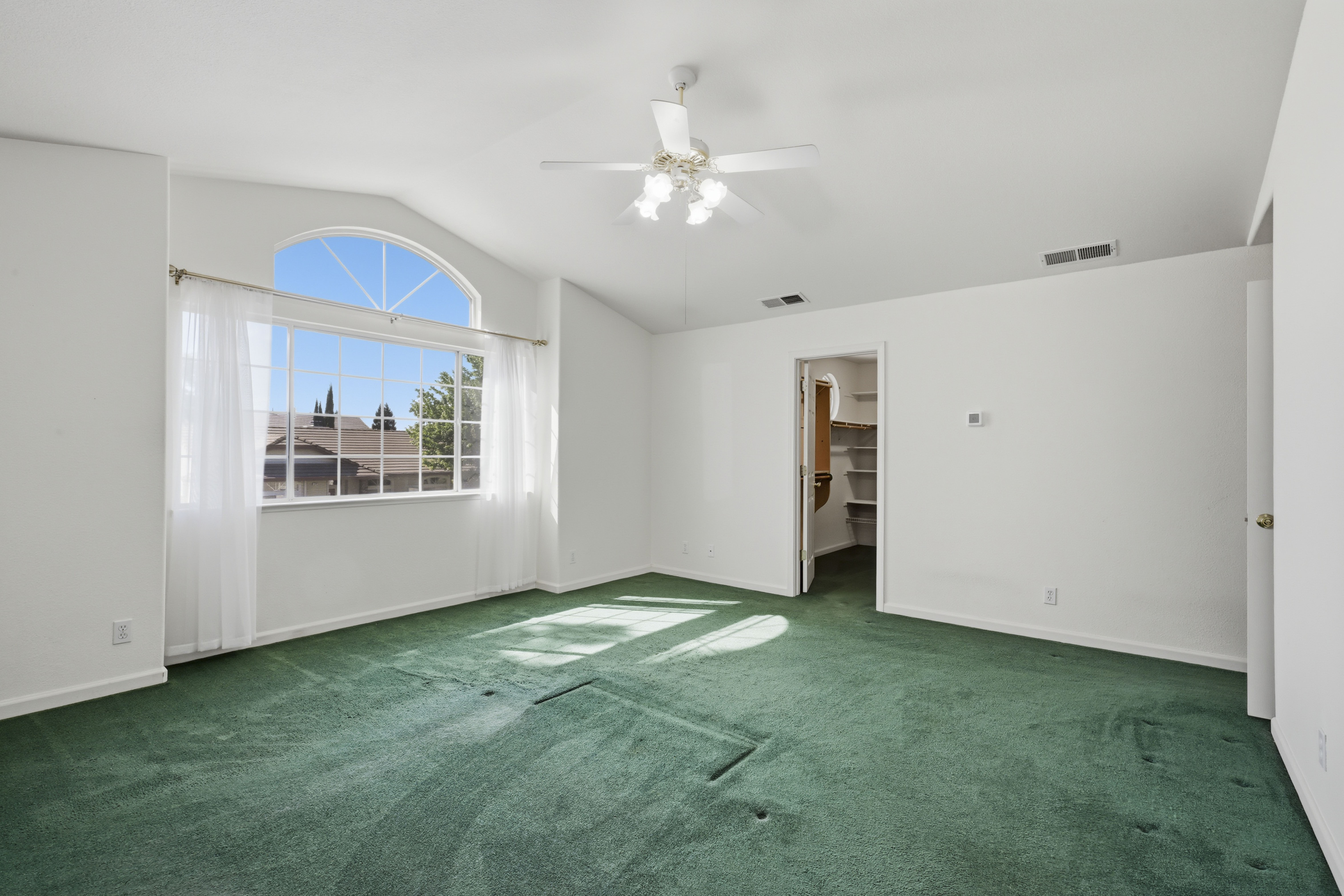  1240 Camino Capistrano, Roseville, CA 95747 - 物件實景