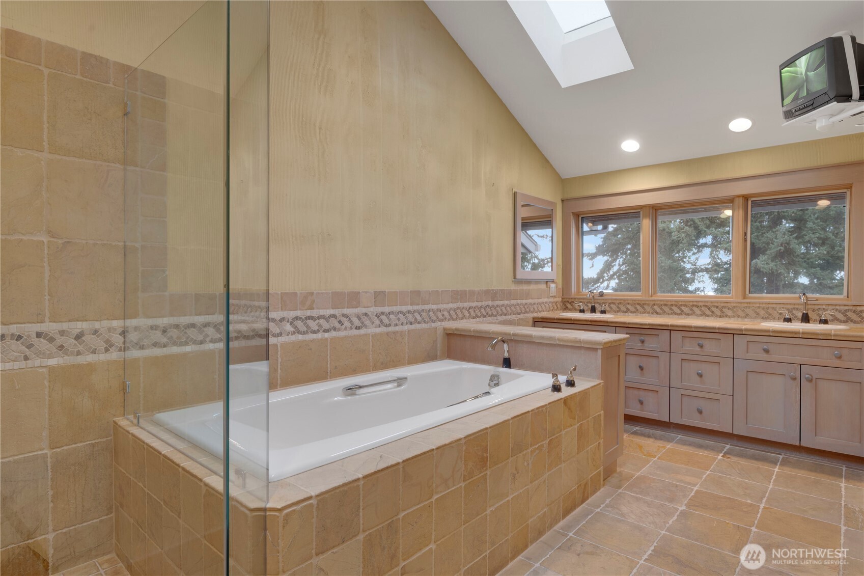 Bellingham, Washington, 98225, United States, 4 Bedrooms Bedrooms, ,3 BathroomsBathrooms,Residential,For Sale,1988960