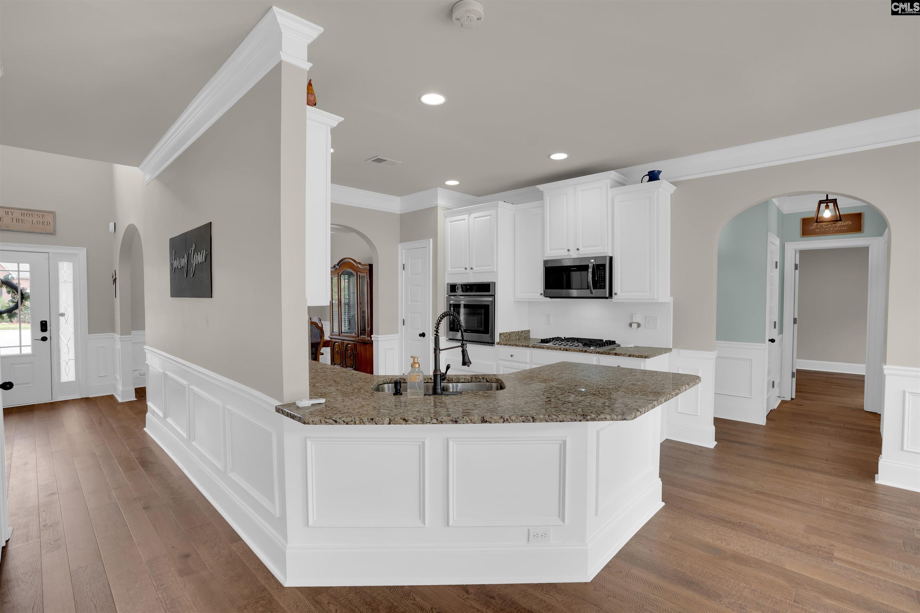 Chapin, South Carolina, 29036, United States, 5 Bedrooms Bedrooms, ,3 BathroomsBathrooms,Residential,For Sale,1934292