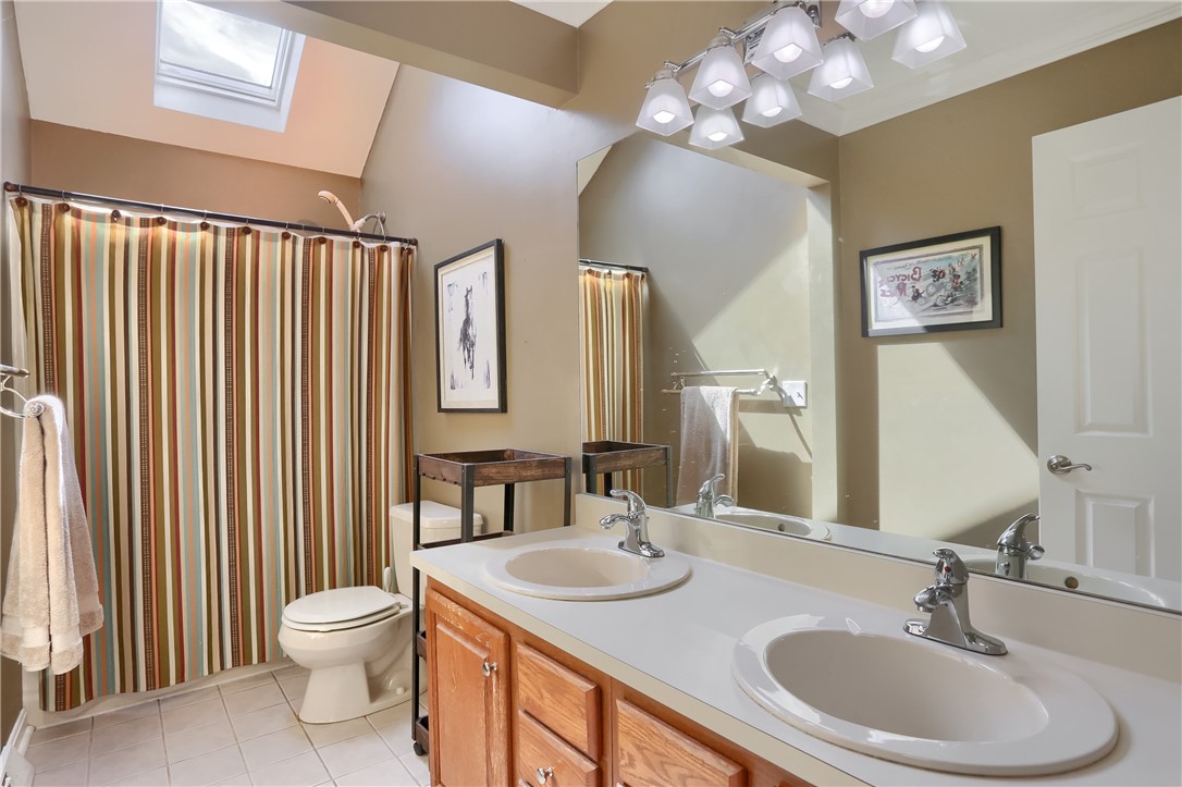 Pine Twp, Pennsylvania, 15044, United States, 4 Bedrooms Bedrooms, ,3 BathroomsBathrooms,Residential,For Sale,1951267