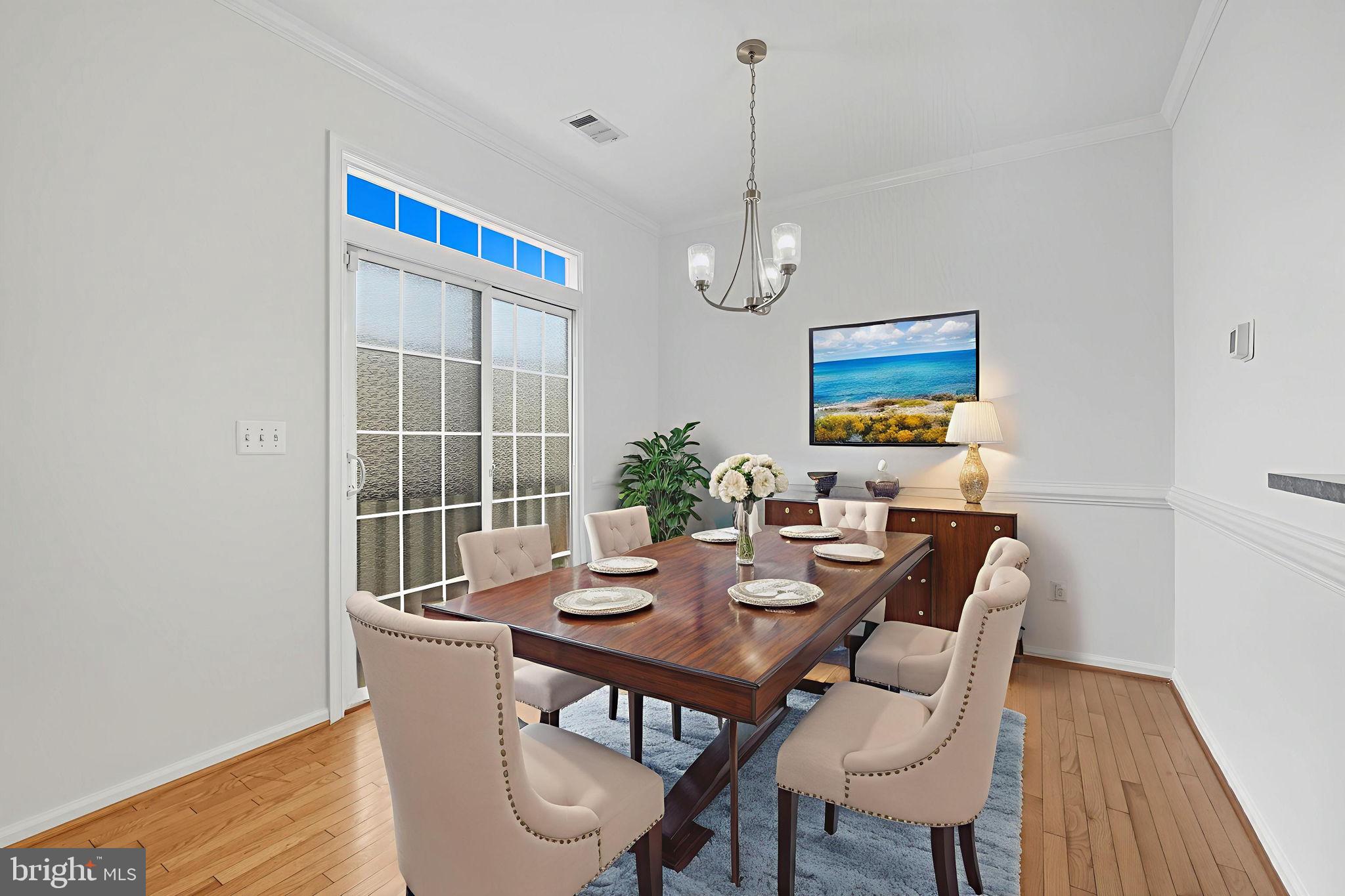 Fairfax, Virginia, 22033, United States, 3 Bedrooms Bedrooms, ,4 BathroomsBathrooms,Residential,For Sale,1975238