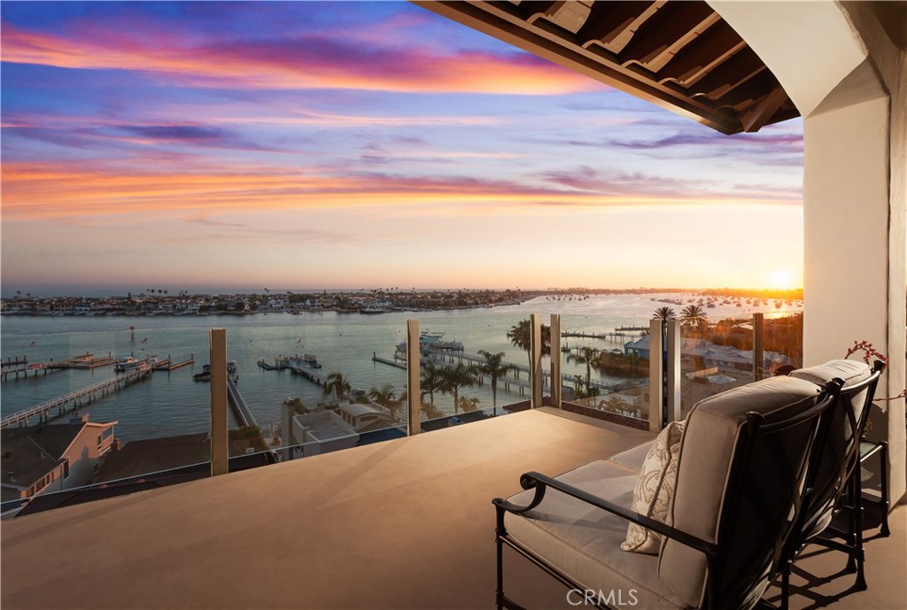 Corona del Mar, California, 92625, United States, 4 Bedrooms Bedrooms, ,4 BathroomsBathrooms,Residential,For Sale,1874360