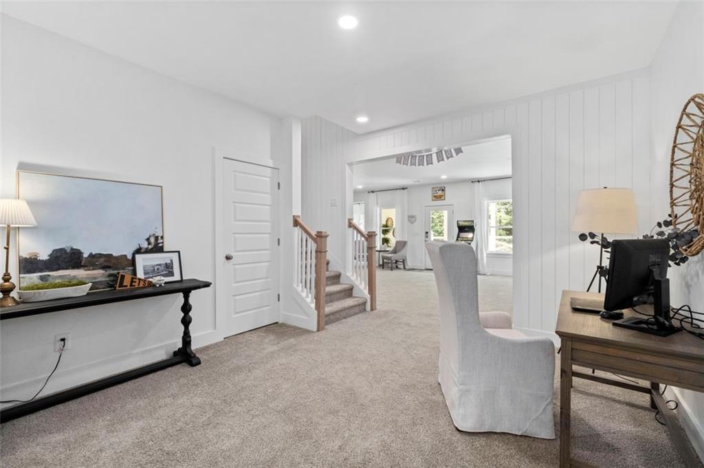 Gainesville, Georgia, 30506, United States, 5 Bedrooms Bedrooms, ,5 BathroomsBathrooms,Residential,For Sale,1846950