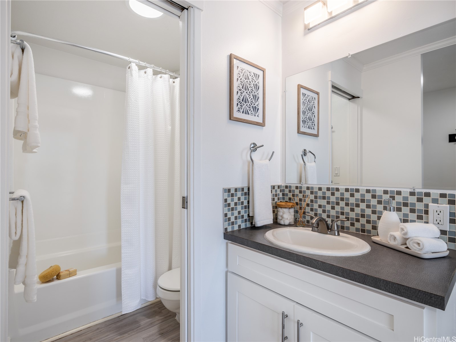 Kailua, Hawaii, 96734, United States, 6 Bedrooms Bedrooms, ,5 BathroomsBathrooms,Residential,For Sale,1993240