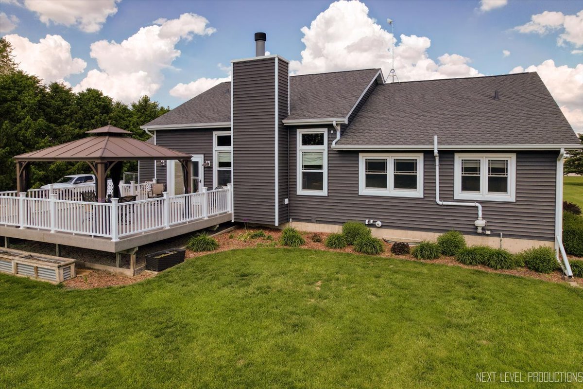 Leland, Illinois, 60531, United States, 3 Bedrooms Bedrooms, ,3 BathroomsBathrooms,Residential,For Sale,1980976