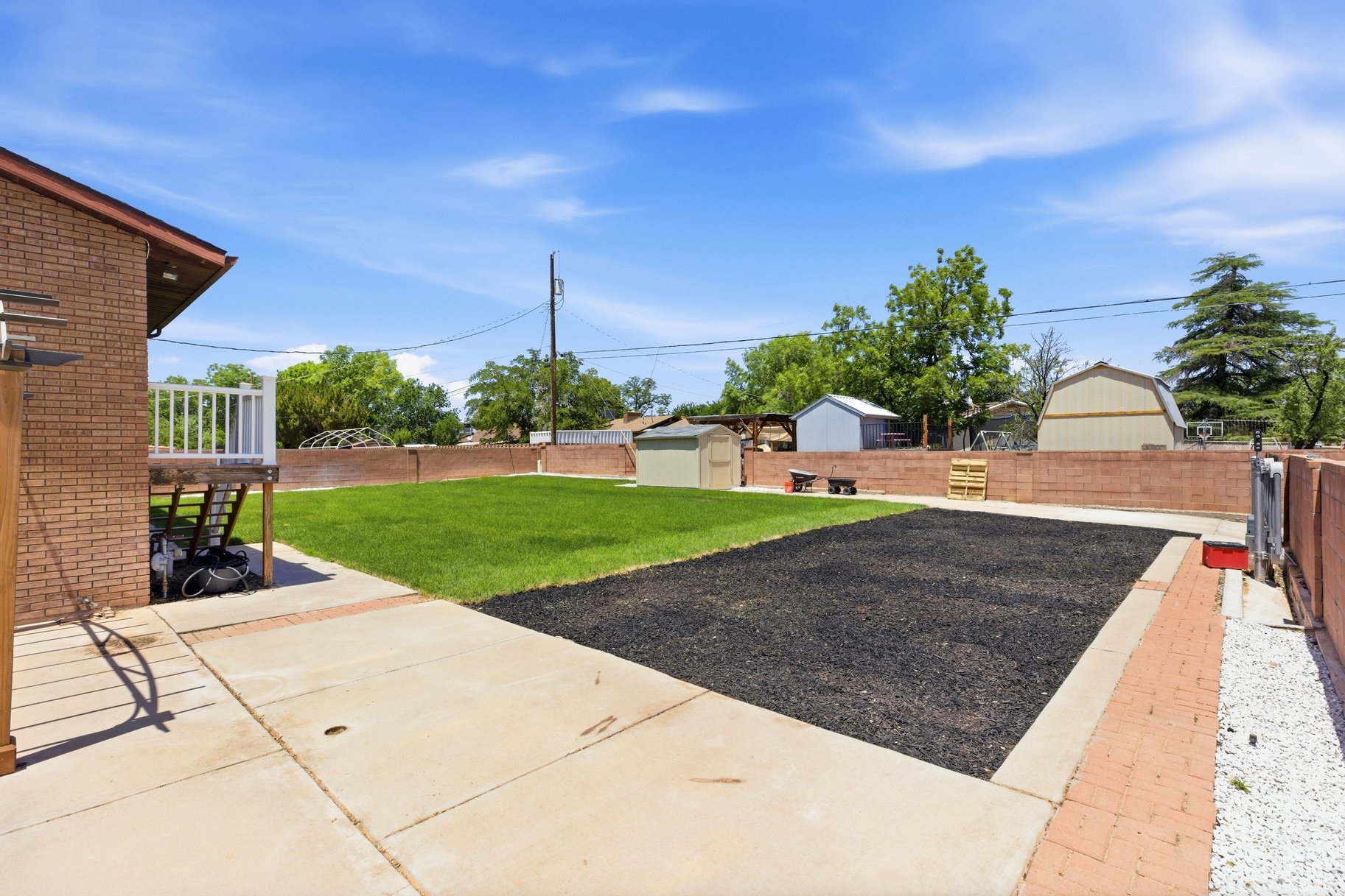  Beautiful Large Corner Lot in Santa Clara Utah__Lots of RV Parking - 物件實景