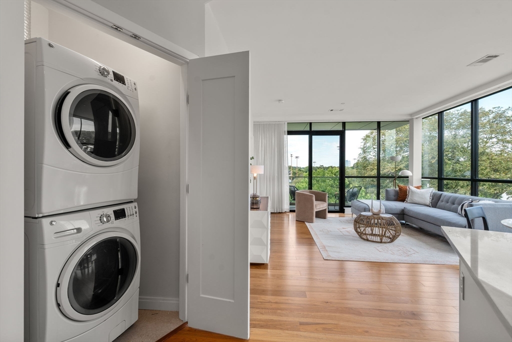 Boston, Massachusetts, 02130, United States, 2 Bedrooms Bedrooms, ,2 BathroomsBathrooms,Residential,For Sale,1940370