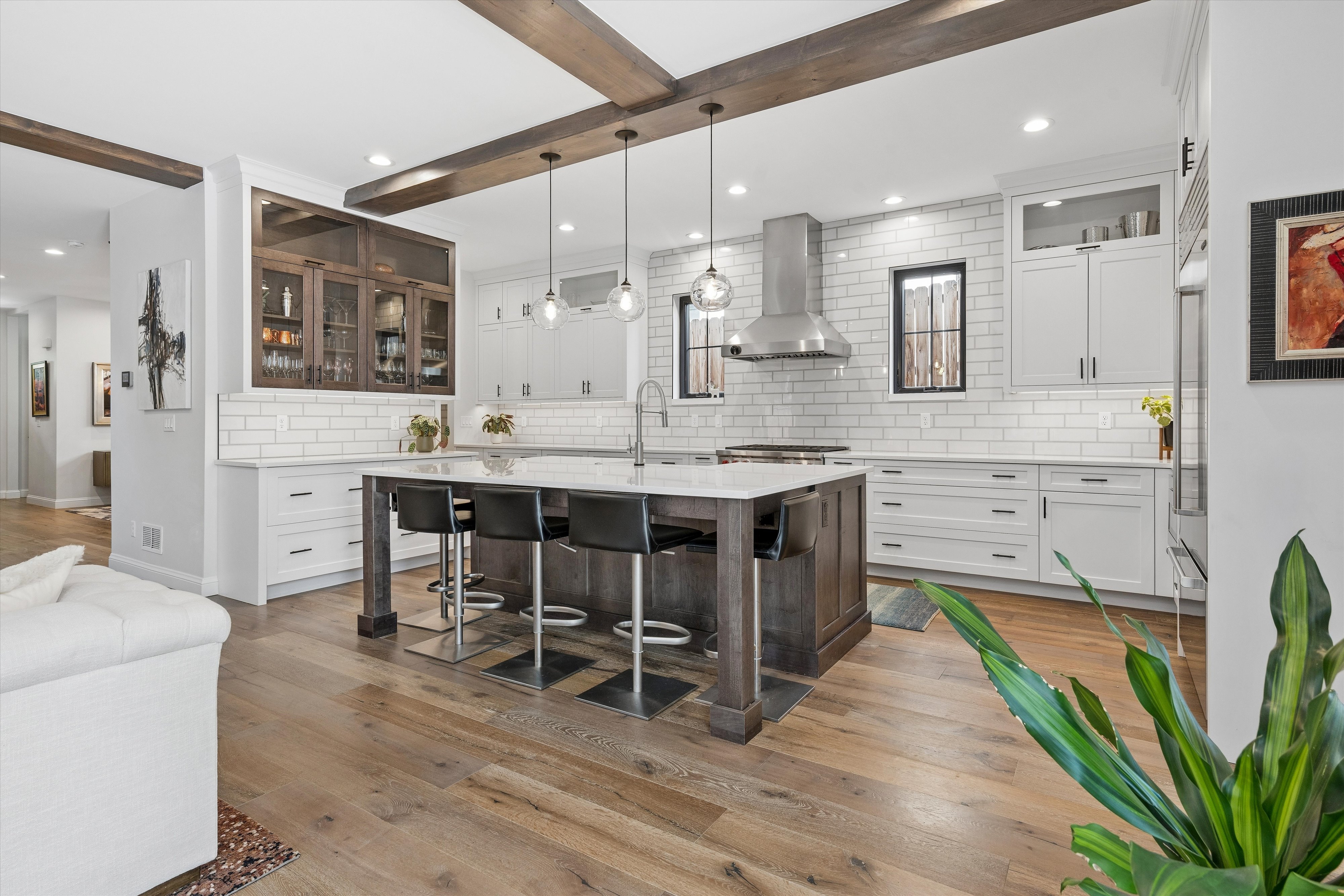  Newer-built residence offers an exceptional opportunity - 物件實景