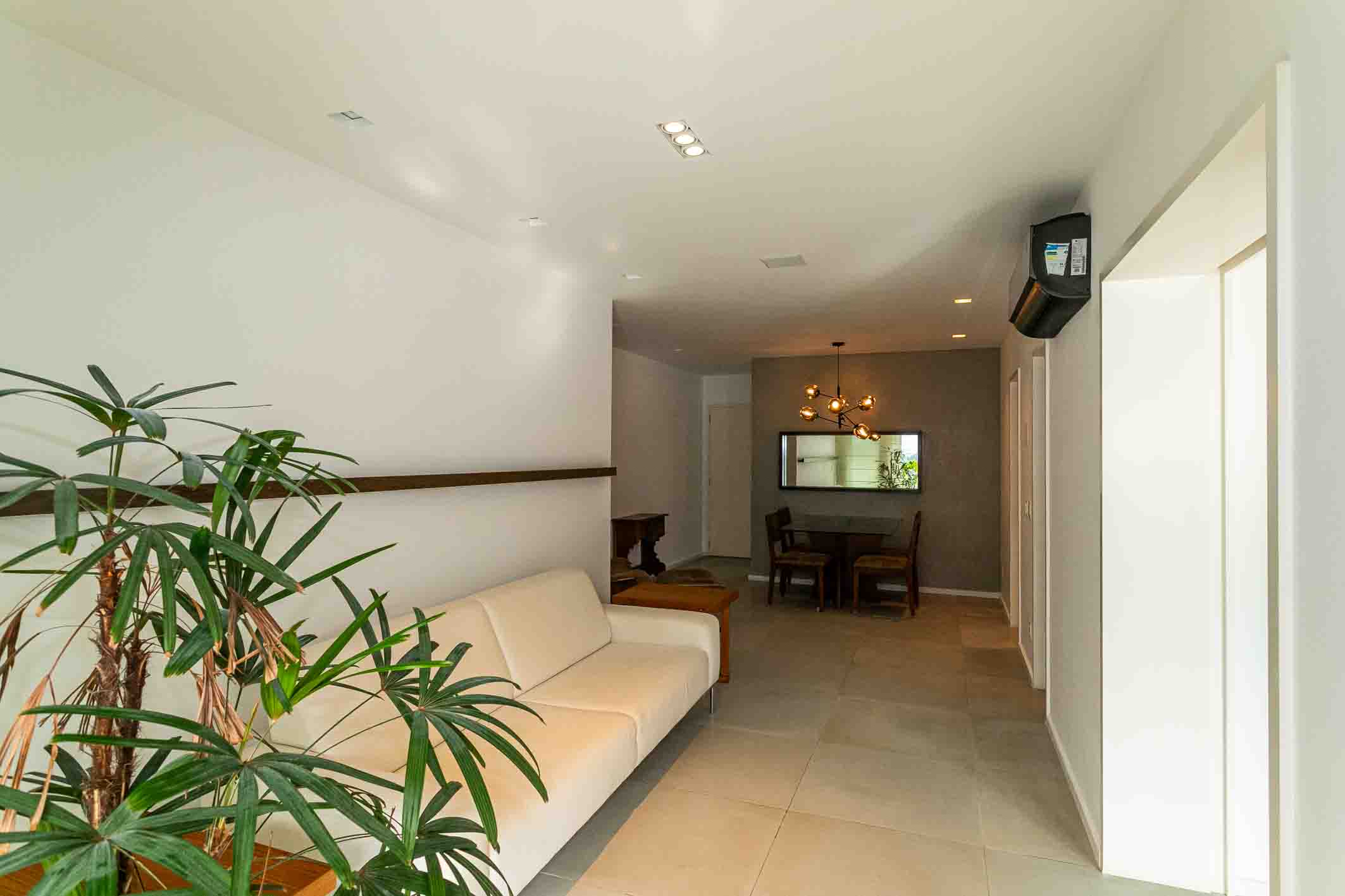  1,076 sq. ft apartment with panoramic Lagoa views and signed design - 物件實景